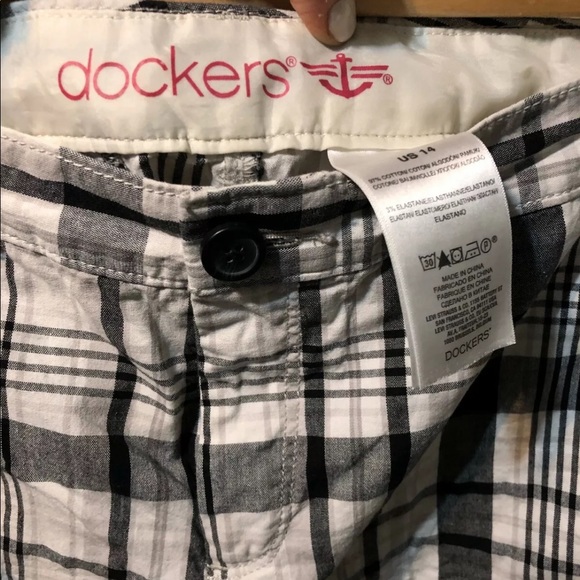 Black and white plaid shorts size 14 by Dockers - Picture 3 of 6